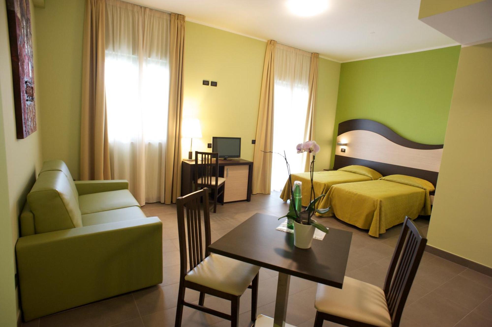 Life Sport Hotel Mentana ภายนอก รูปภาพ