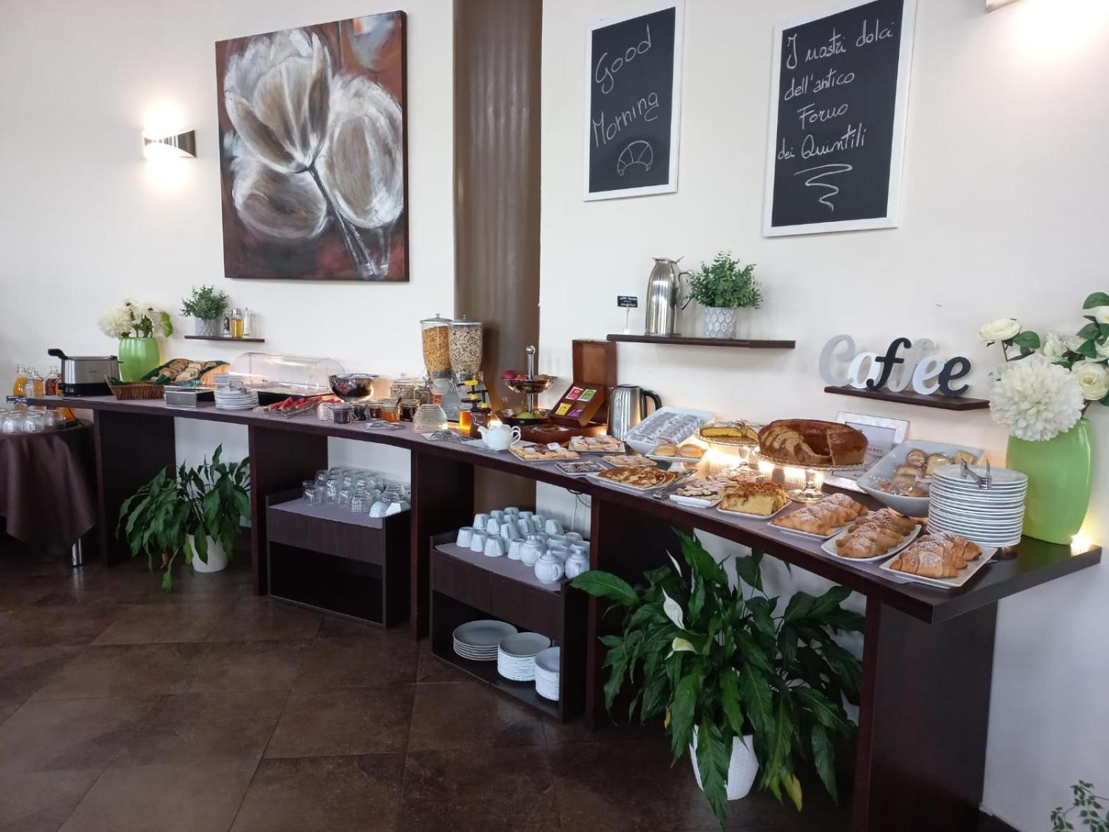 Life Sport Hotel Mentana ภายนอก รูปภาพ